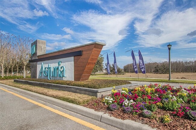 Building Photo - 15384 Caravan Ave