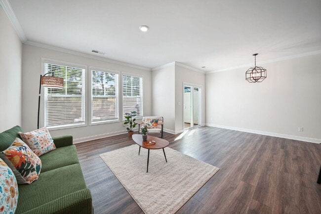 Building Photo - Modern Comfort, Flexible Living, Tailored ...