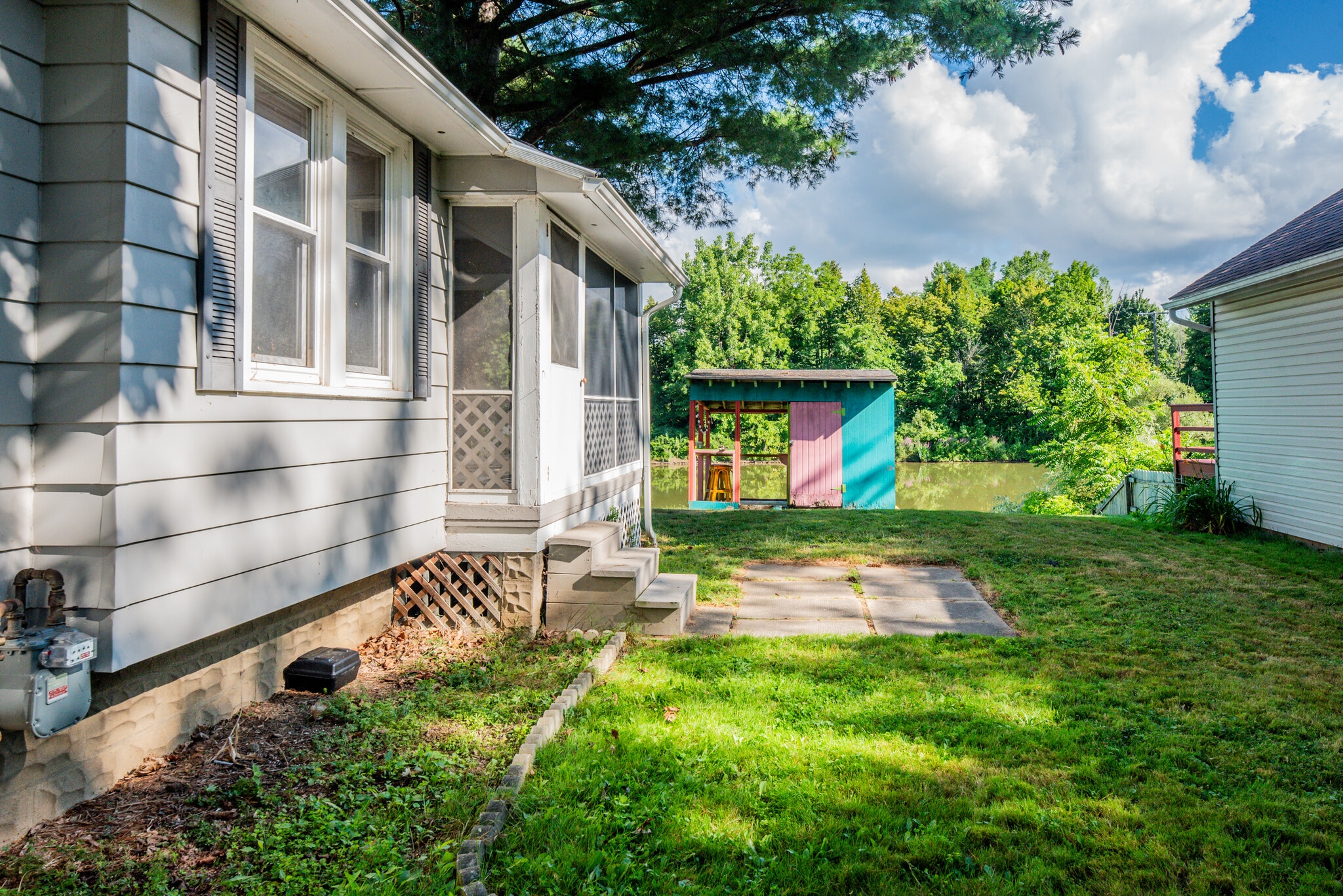 Building Photo - 202 River Meadow Dr