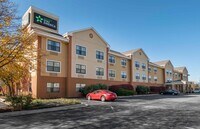 Building Photo - Furnished Studio-Champaign - Urbana