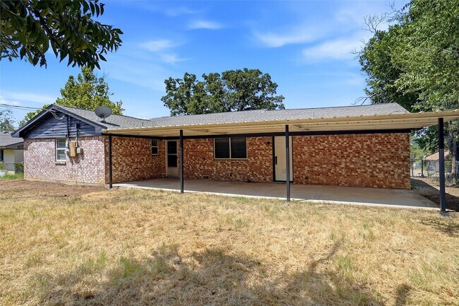 Building Photo - 129 Mountain View Dr