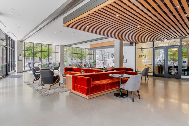 Building Photo - 238 13th St