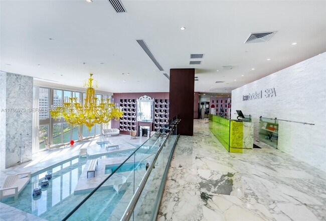 Building Photo - 465 Brickell Ave