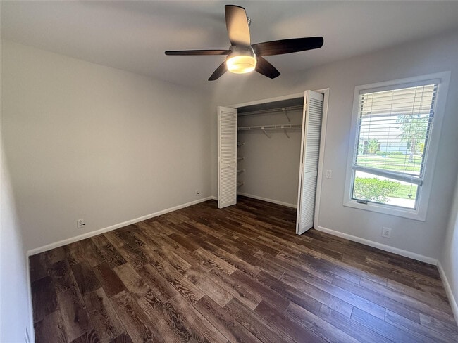 Building Photo - 75 N Barfield Dr