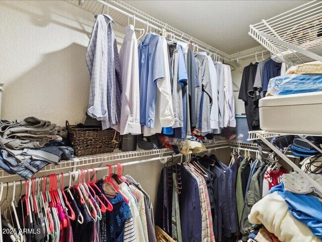 Building Photo - 10563 E Carol Ave