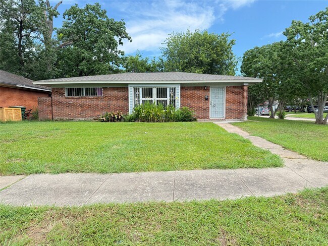 Building Photo - 1434 Marleen St