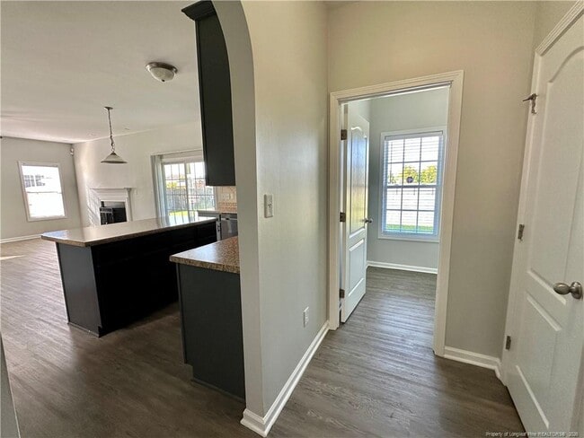 Building Photo - 512 Pecan Grove Loop