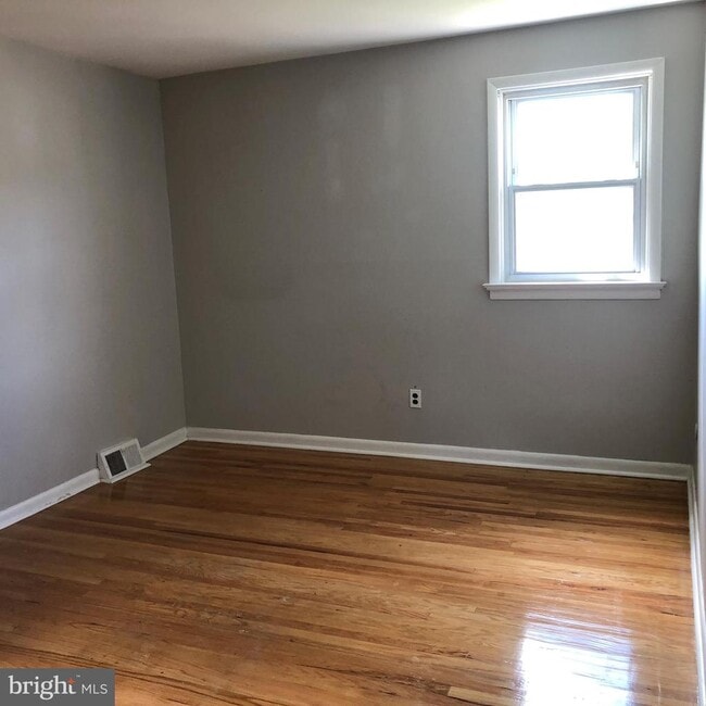 Building Photo - 3601 Nanton Pl