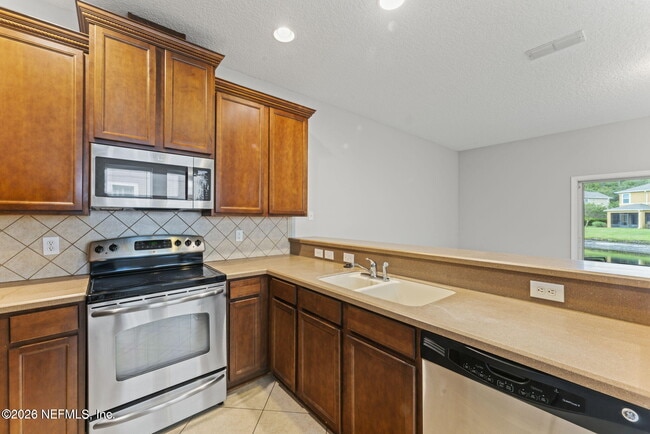 Building Photo - 13319 Low Tide Way