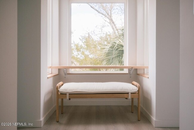 Building Photo - 3318 Lewis Speedway