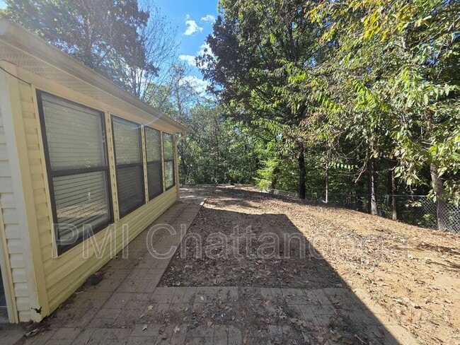 Building Photo - 3717 Crestview Pl