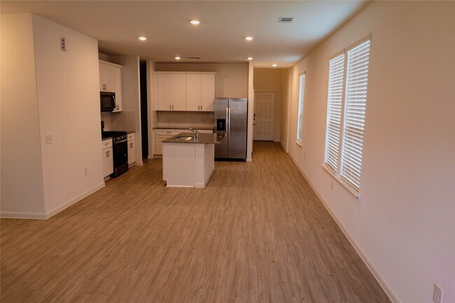 Building Photo - 14984 Rustic Moon Rd