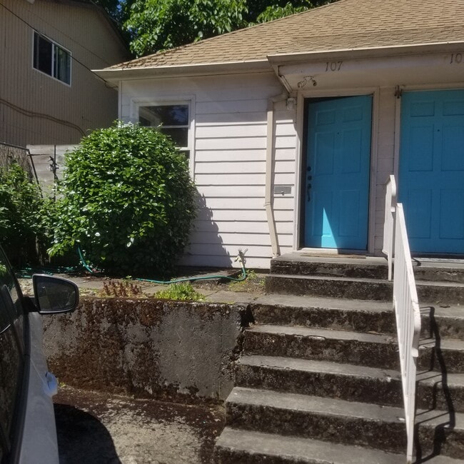 Building Photo - 107 Southeast 80th Avenue