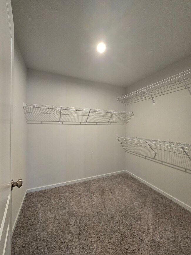 Building Photo - Beautiful home in popular Heritage Bay - F...