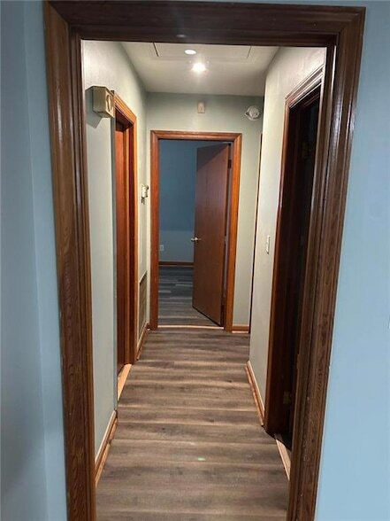 Building Photo - 106 Eleanor Cir