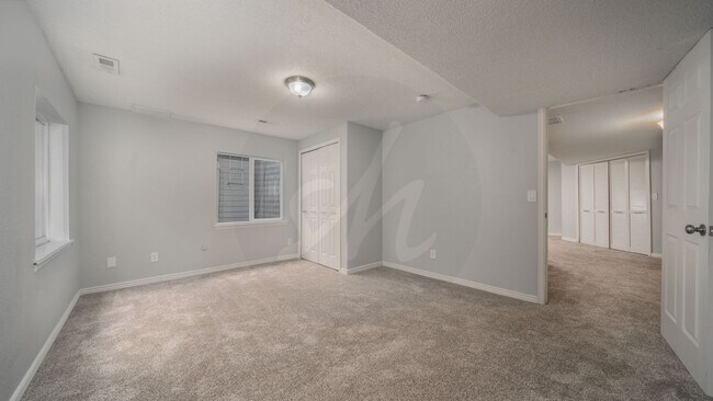 Building Photo - Updated Two Story in Cimmaron Hills