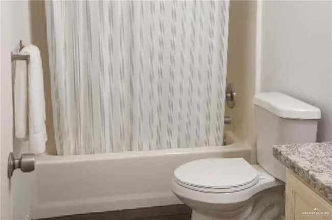 Building Photo - 17 Highland Park Ave