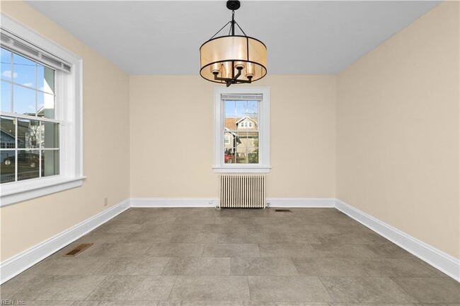 Building Photo - 2800 Chesterfield Blvd