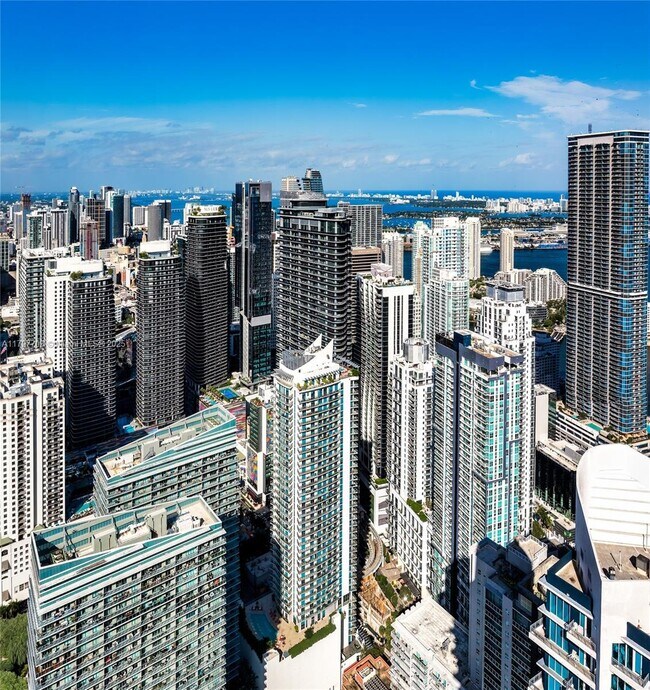 Building Photo - 1010 Brickell Ave
