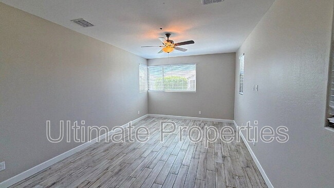 Building Photo - 835 N 110th Ave