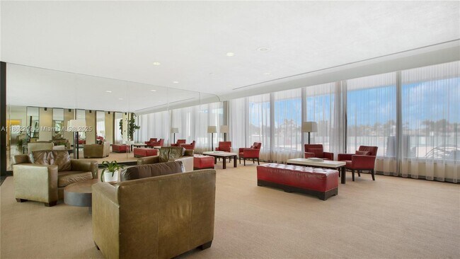 Building Photo - 5838 Collins Ave