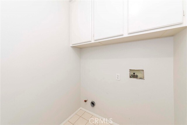 Building Photo - 16252 Fieldcrest Ct