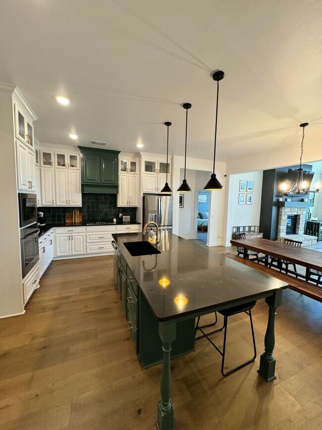 Building Photo - 18013 Marea Dr