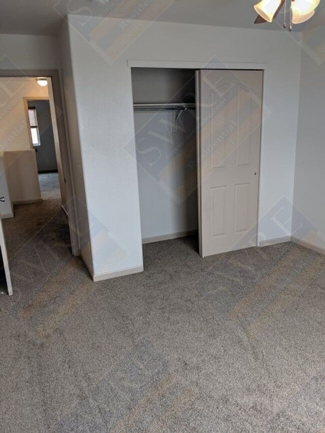 Building Photo - 855 Blue Sage Way