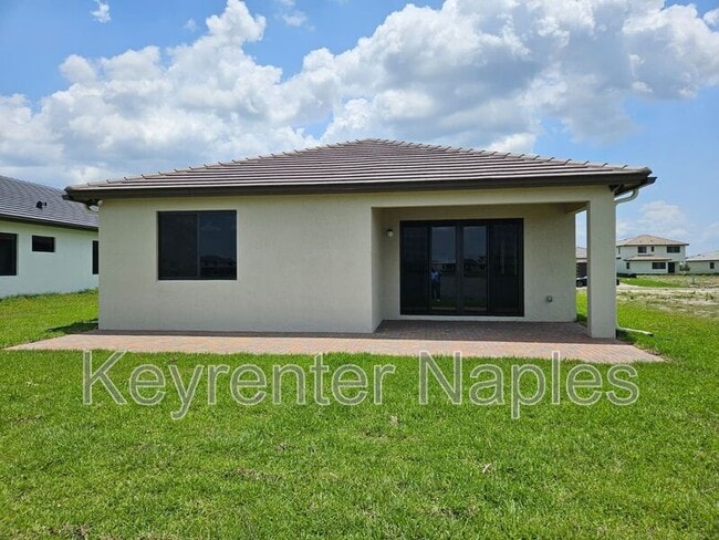 Building Photo - 5265 Lamone Ln