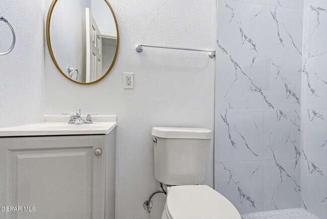 Building Photo - 11189 Ebb Tide Dr