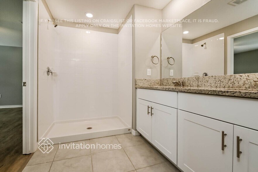 Building Photo - 4222 Salt Springs Ln