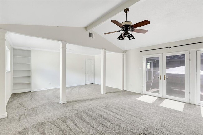 Building Photo - 7703 Pine Cup Dr