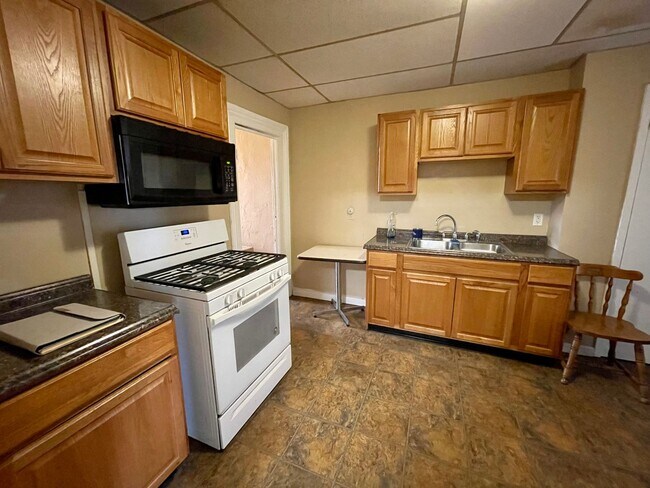 Building Photo - 19 Enon Wy
