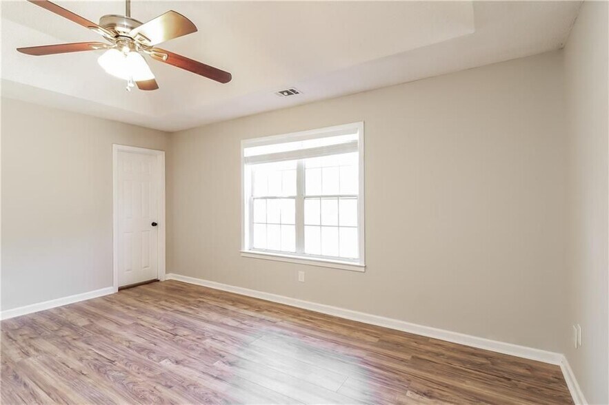 Building Photo - 171 Country Meadows Ct