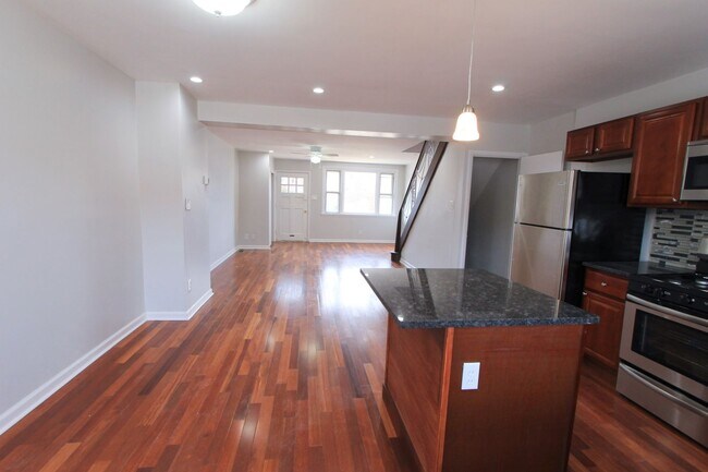 Building Photo - 8613 Gilbert St