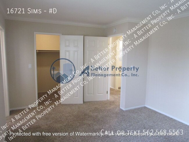 Building Photo - UPGRADED Upper Corner Bright&Sunny 2 bed w...