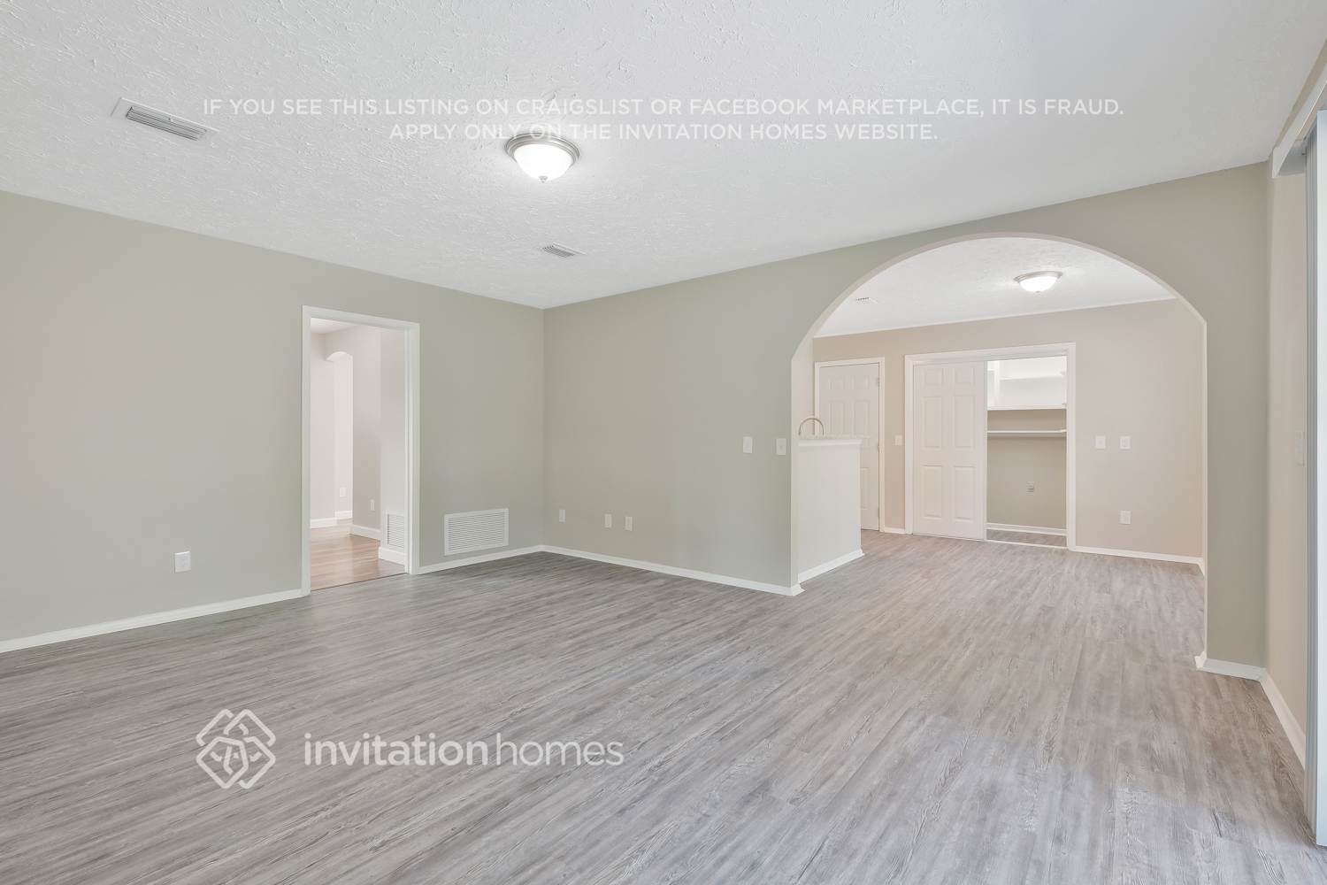 Building Photo - 4063 Greenwillow Ln W