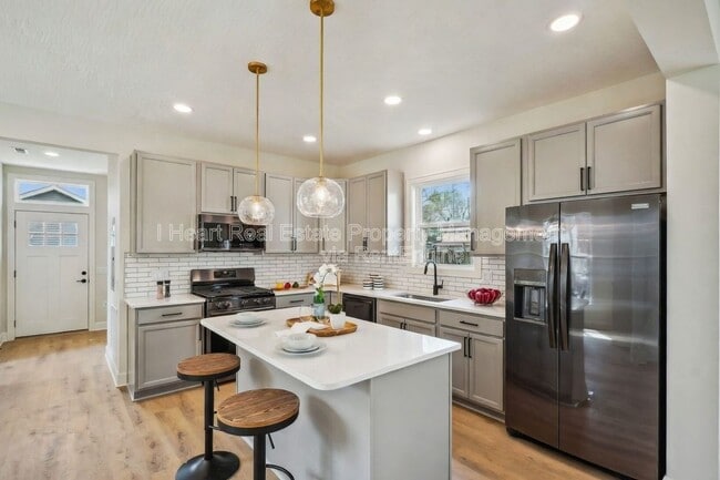 Building Photo - 77 N Guilford Ave