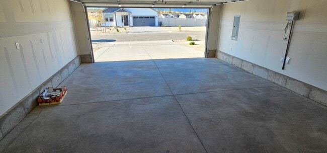 Building Photo - 10348 Sienna Lp