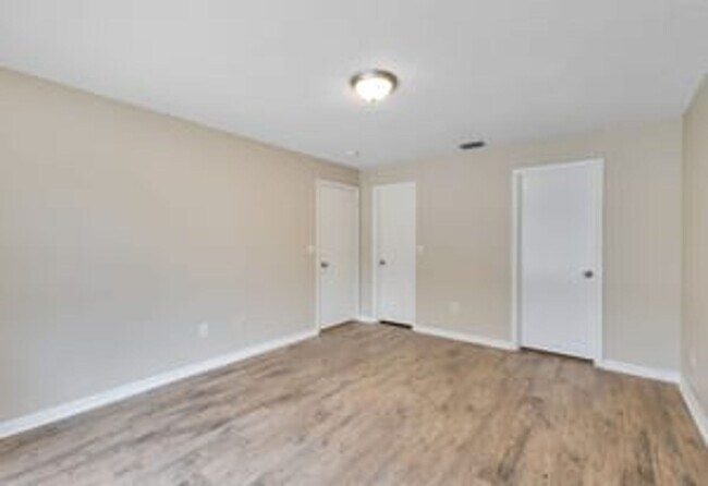 Building Photo - 8821 Parliament Ct