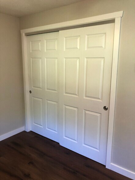 Building Photo - 1473 Stafford Rd