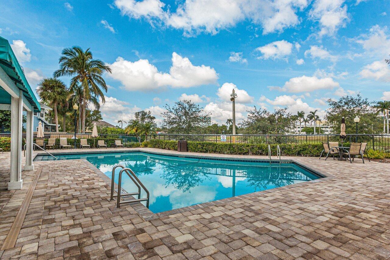 Building Photo - 5120 Coronado Rdg