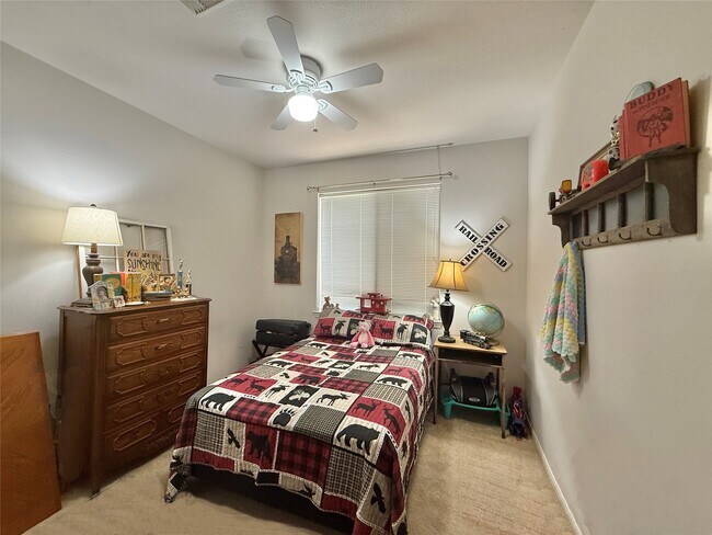 Building Photo - 176 S Holly Laurel Cir