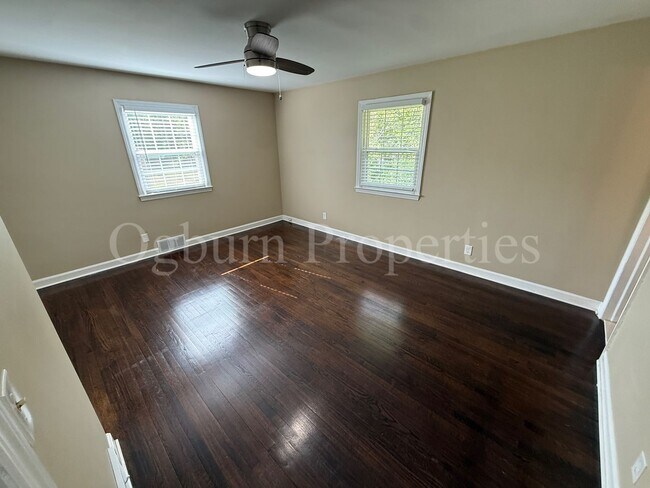 Building Photo - 4975 Stonington Rd SW