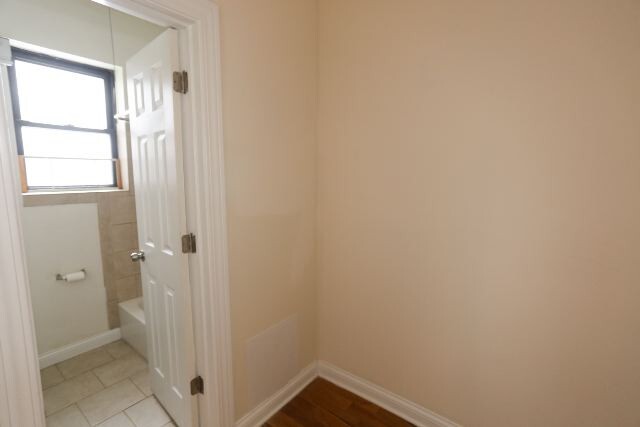 Building Photo - 4854 N Damen Ave