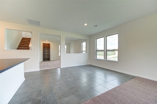 Building Photo - 6120 Whitewing Rd