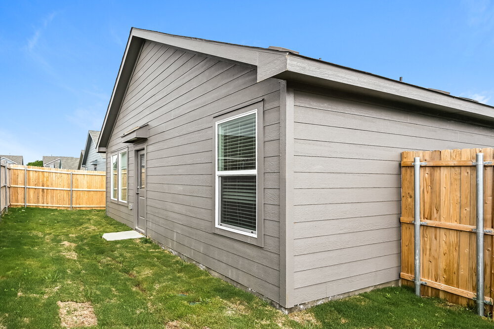 Building Photo - 1616 Limpkin Dr