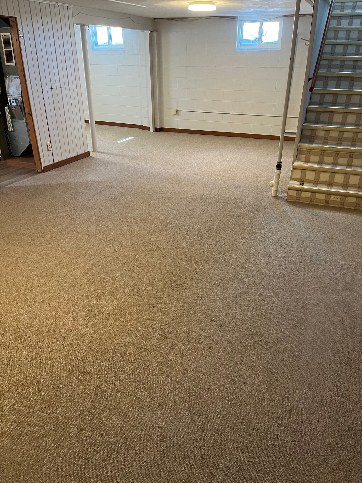 Building Photo - 1043 6th Ave