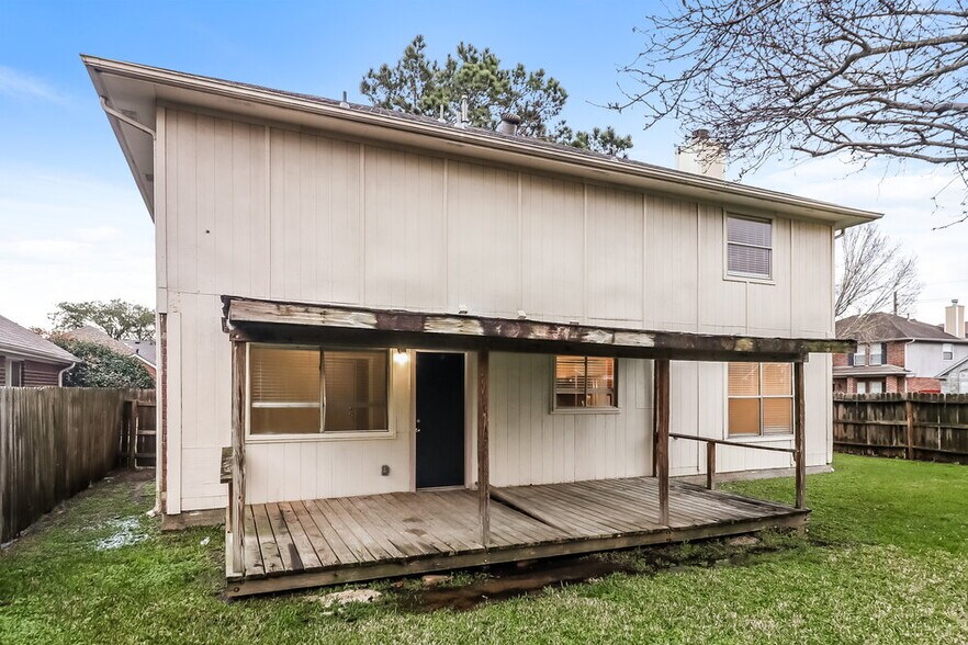 Building Photo - 6803 Hedgewick Dr