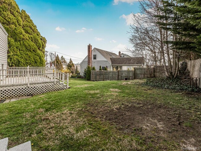 Building Photo - 42 Tower Hill Dr